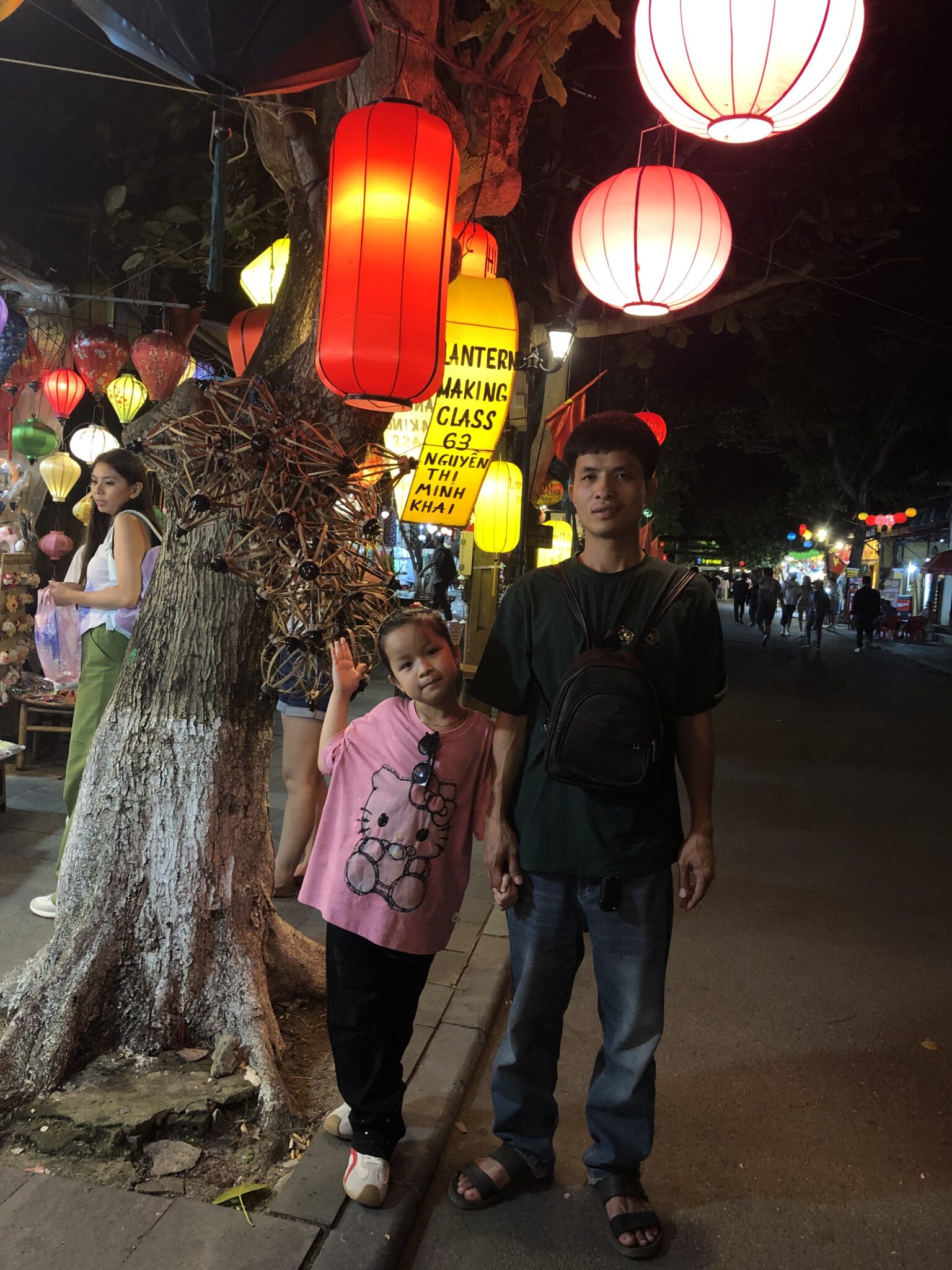 Tự tay làm đèn lồng Hội An mang về