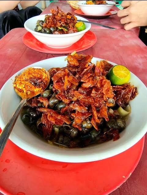 Suýt xoa Ốc hút Điện Phương