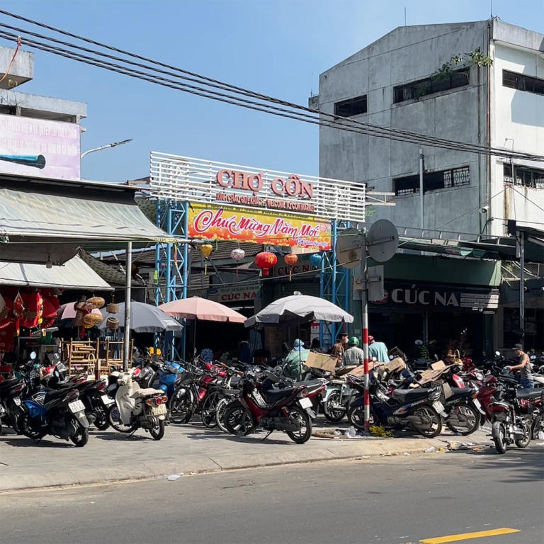 Ăn vặt Chợ Cồn