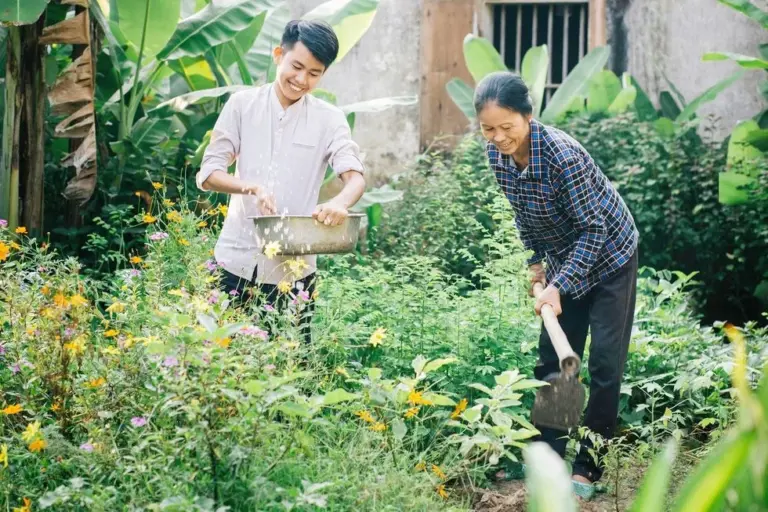Làm nông và nghỉ trưa kiểu “nhà quê”