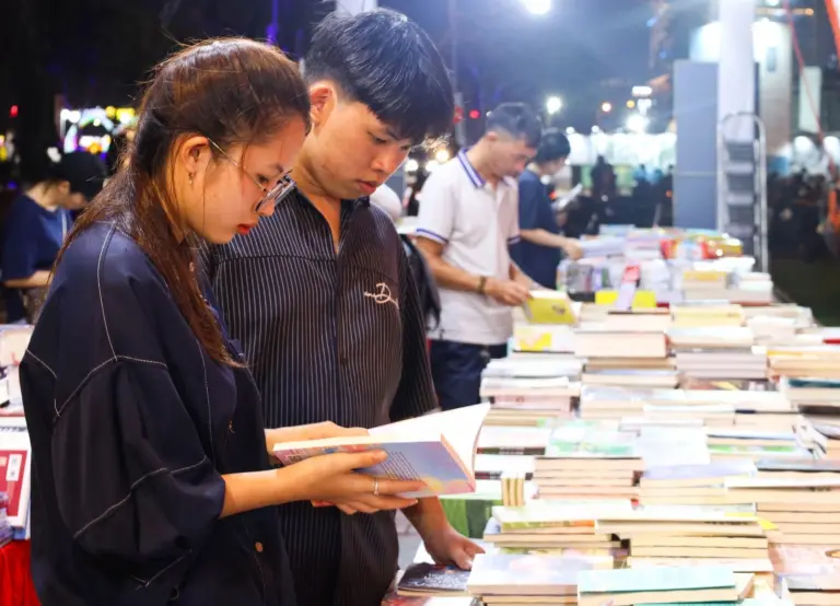 Một ngày sống chậm không điện thoại