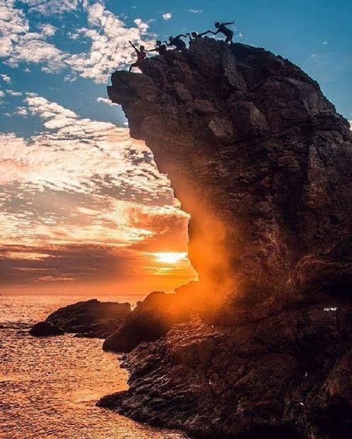 Ngắm bình minh từ Mũi Nghê – điểm đón ánh mặt trời đầu tiên của Đà Nẵng