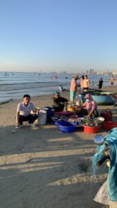 PHÁT TRIỂN KHU ẨM THỰC TRẢI NGHIỆM HẢI SẢN TƯƠI SỐNG TẠI BÃI BIỂN MÂN THÁI, ĐÀ NẴNG