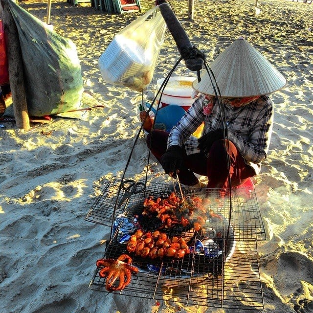 Nướng hải sản bên biển